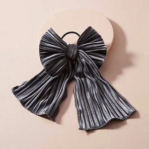 Anthropologie Grey Pleated Velvet Ponytail Bow